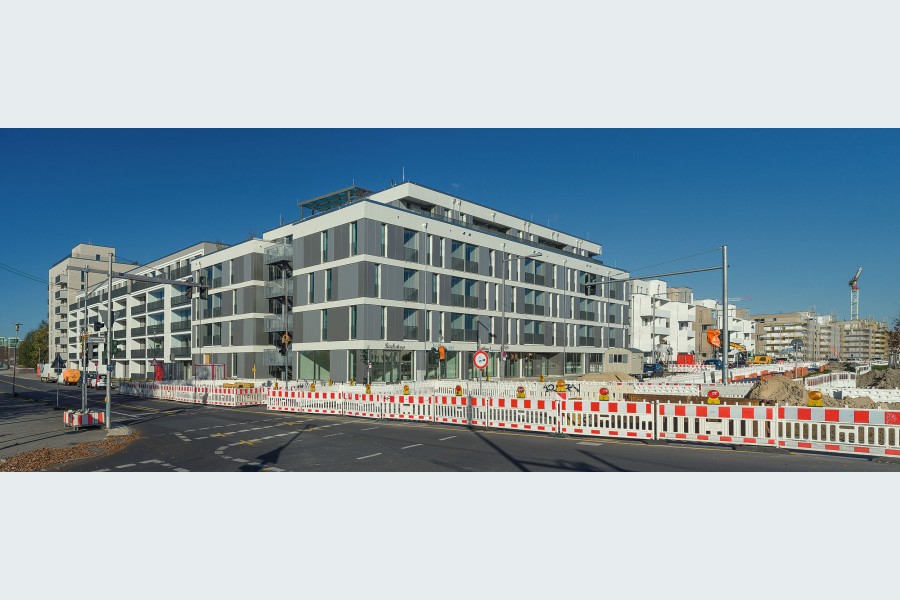 Seit 2019 arbeitet die Schrobsdorff Bau AG im Berliner Bezirk Spandau am Bauvorhaben Waterkant und errichtet hier ca. 1.000 neue schlüsselfertige Wohnungen, alle mit dezentralen Lüftungen ausgestattet. Bild: Lunos 