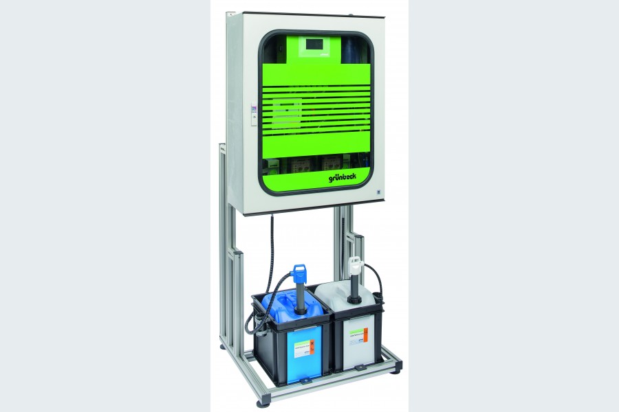 Die Chlordioxiderzeugungsanlage GENO&reg;-Baktox MRX/RX/X kombiniert als &bdquo;Plug and Play&ldquo;-Anlage maximalen Schutz und Kontrolle mit gleichzeitig minimalem Aufwand.	Bild: Gr&uuml;nbeck Wasseraufbereitung