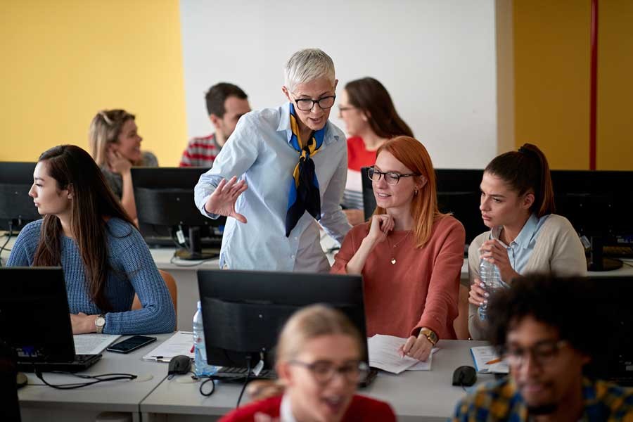 Obwohl einzelne Fächer einen Rückgang zu verzeichnen haben, ist die Gesamtzahl der Studierenden weiter steigend. Damit setzt sich ein Langzeittrend fort. Quelle: stock.adobe.com/luckybusiness