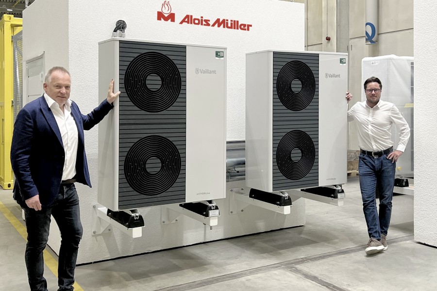Andreas Müller (links) und Markus Schramm von der Alois Müller GmbH freuen sich über den Start der Energy Unit. Quelle: Alois Müller