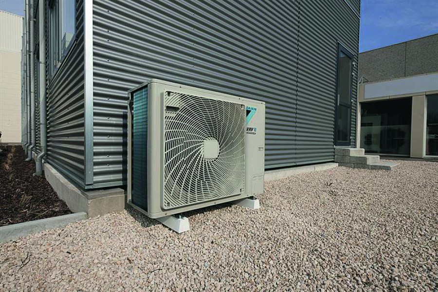 Die für das Kältemittel R-32 entwickelte Baureihe VRV 5 S steht für eine sichere Technologie, platzsparende Installation und ökologische Nachhaltigkeit. Quelle: Daikin