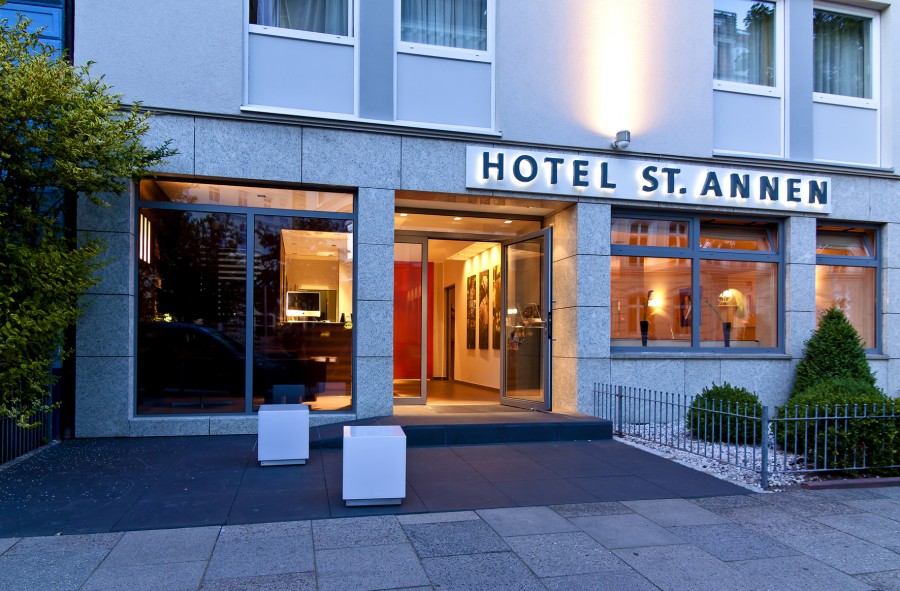 Das Gebäude des Hotels St. Annen wurde vor der Modernisierung nicht klimatisiert. Bild: © Hotel St. Annen