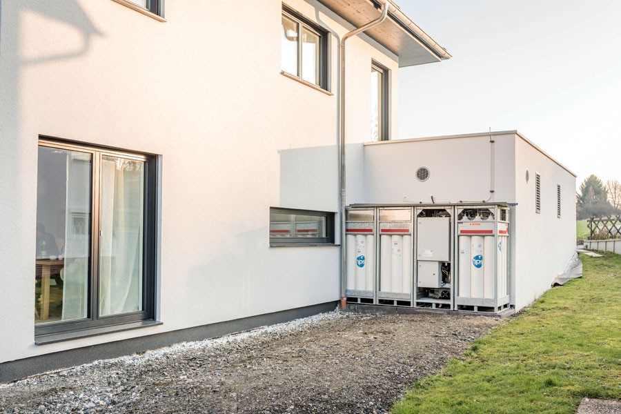 Heimspeichersystem mit Wasserstoff-Brennstoffzelle. Quelle: HPS/Philip Bögle