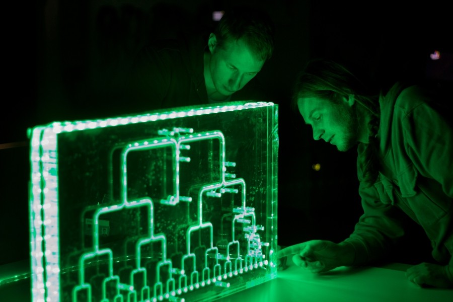 Vermessung einer neuartigen Verteilerstruktur zur Verdampfung des Kältemittels einer Wärmepumpe (Foto: Foto Fraunhofer ISE)