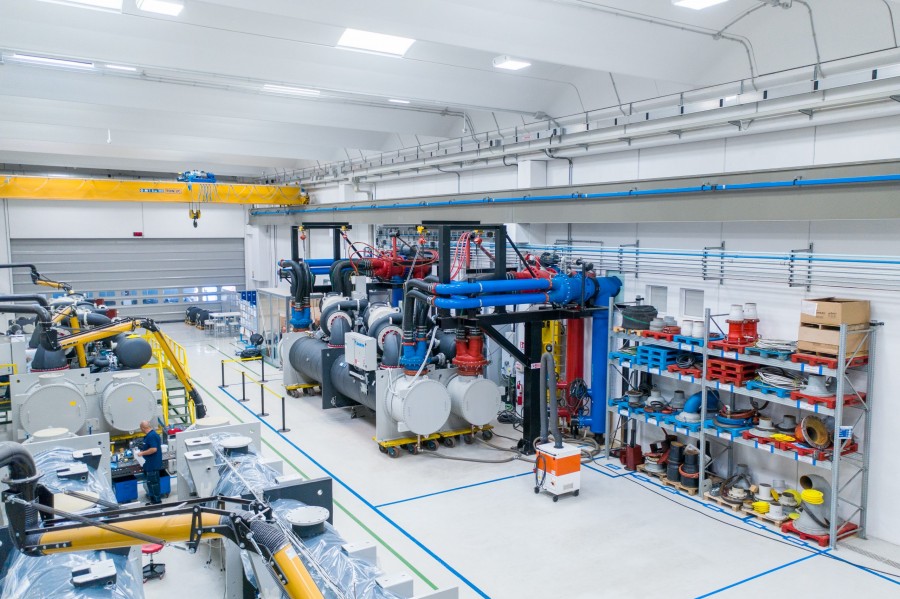 Die Fabriken von Daikin Applied Europe können jetzt über den neuen virtuellen Werksbesichtigungsdienstes aus der Ferne besucht werden. Quelle: Daikin