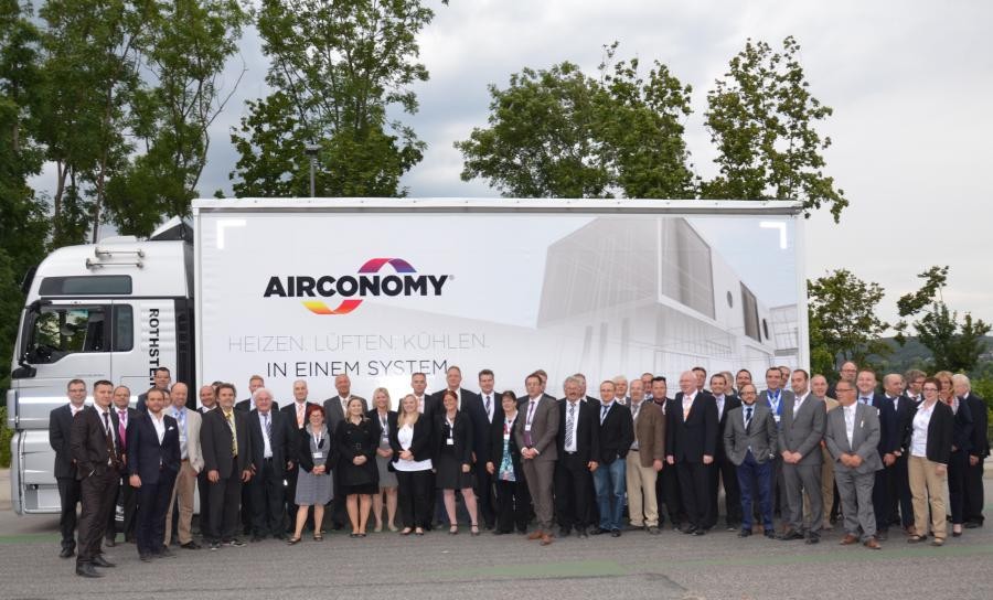 Ein eingespieltes Team von Profis steht hinter Airconomy: Vertrieb und Entwicklung sind mit Planung und Buchhaltung, Lager sowie Geschäftsführung eng verbunden und perfekt vernetzt.