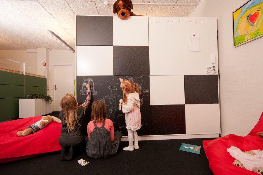 Duplexvent D 1200 mit Tafel und Whiteboard Frontpaneelen