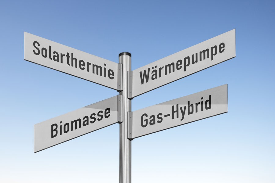 Ab 01.01.2024 sollen nur noch Heizungen neu eingebaut werden, die mit mindestens 65 % erneuerbarer Energie laufen. Quelle: stock.adobe.com/hkama 