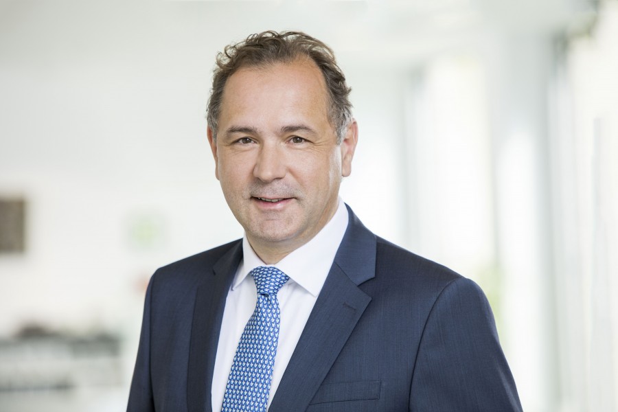 Gerald Linke bleibt für weitere fünf Jahre an der Spitze des Deutschen Vereins des Gas- und Wasserfaches (DVGW). - Bild: DVGW/Kurda