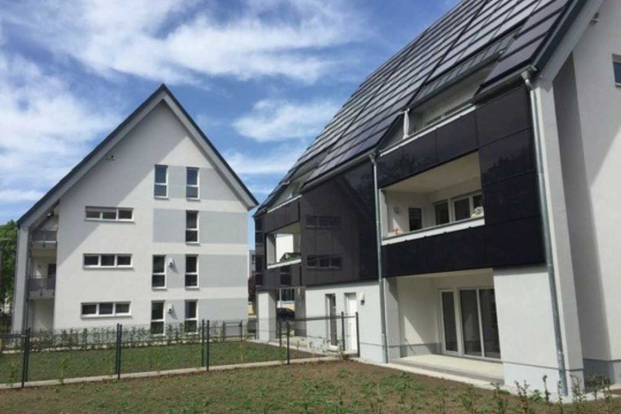 Blick auf die zwei teilautarken Mehrfamilienhäuser der Wohnungsgenossenschaft eG Wohnen in Cottbus. Quelle: TU Bergakademie Freiberg