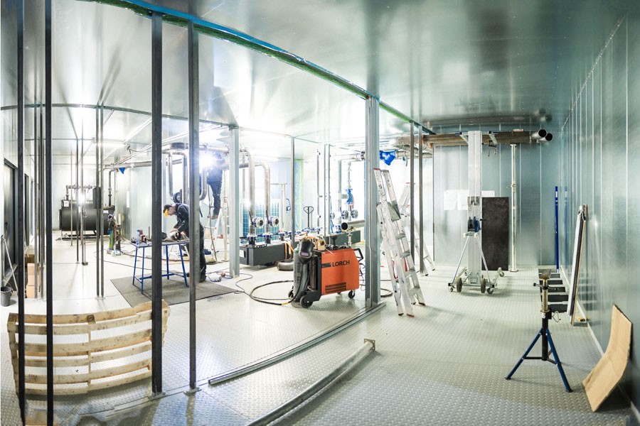 PreFab TGA GmbH fertigt Heizungszentrale vor. Zeit- und Budgetrahmen wurden optimal genutzt. Quelle: PreFab TGA Systembau